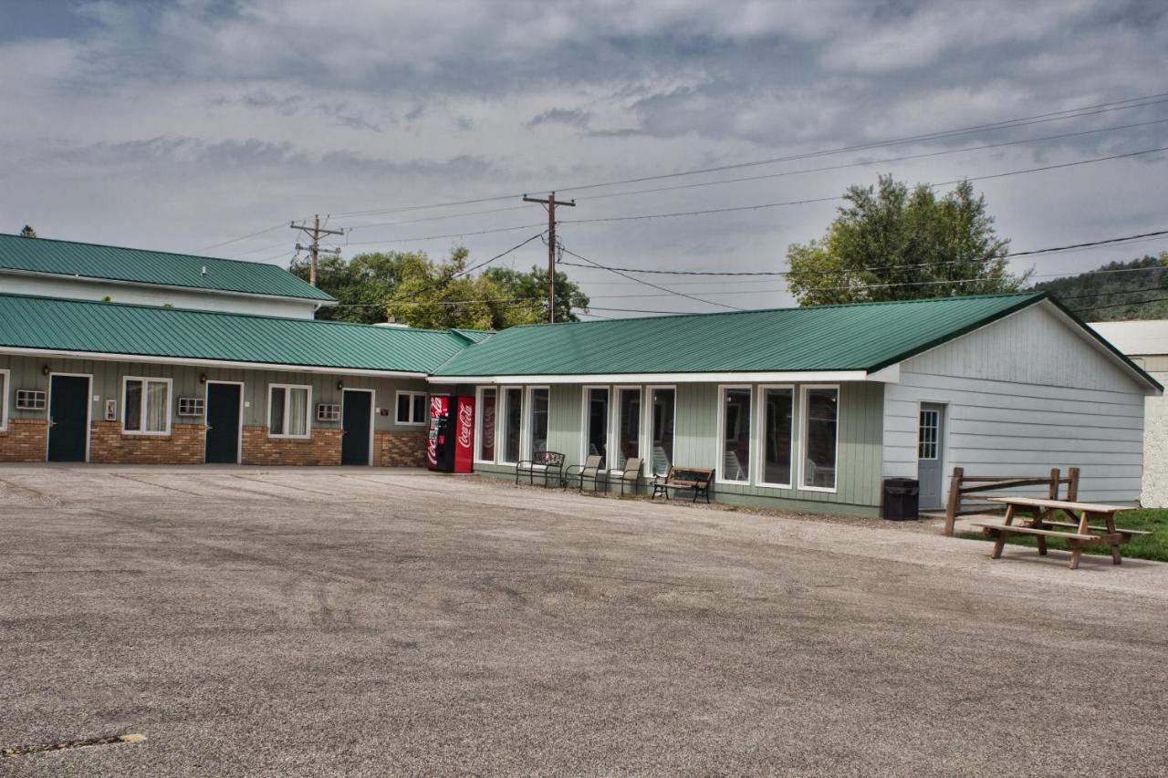 Deer Lodge Motel ซันแดนซ์ ภายนอก รูปภาพ