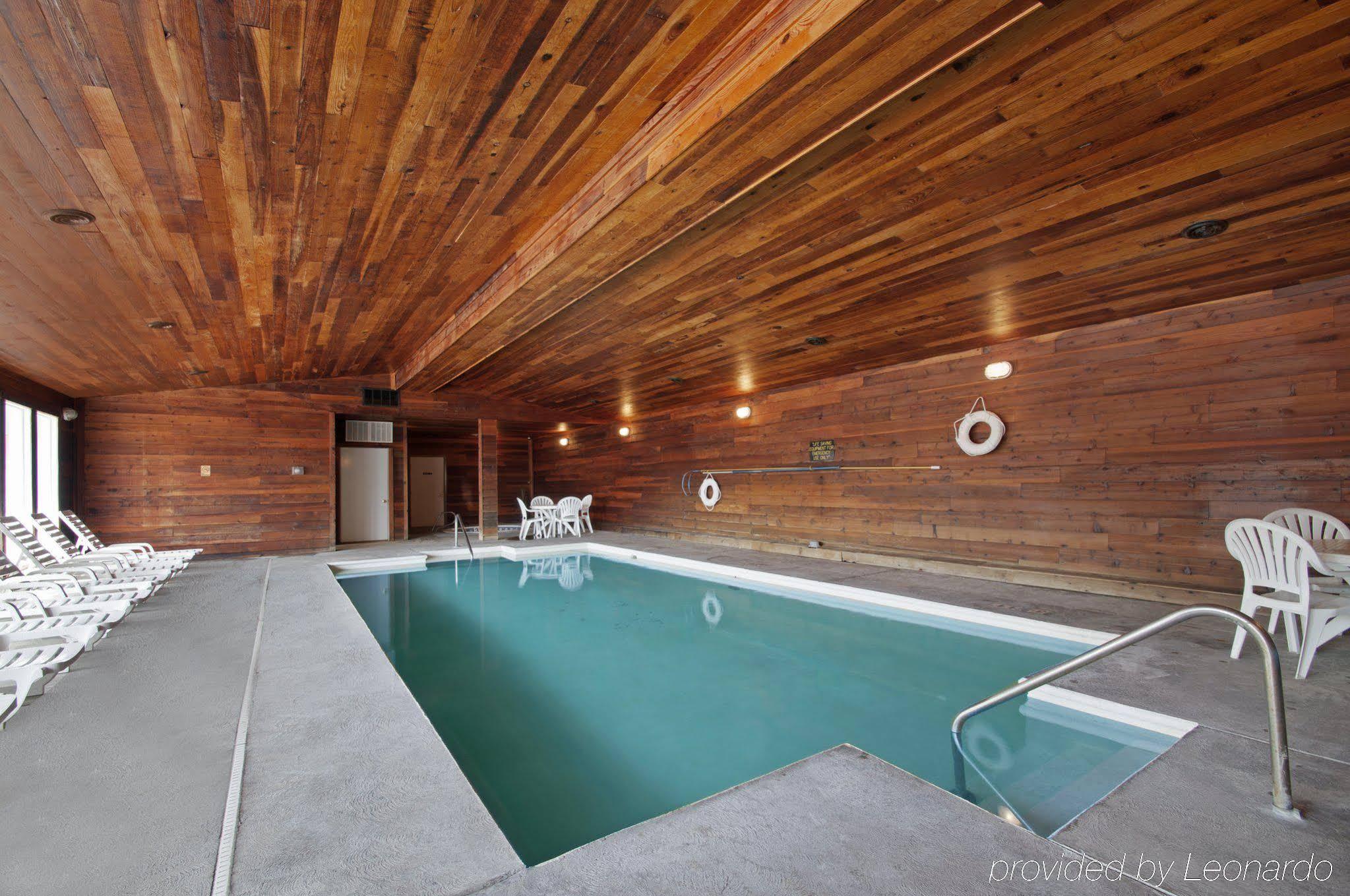 Deer Lodge Motel ซันแดนซ์ ภายนอก รูปภาพ