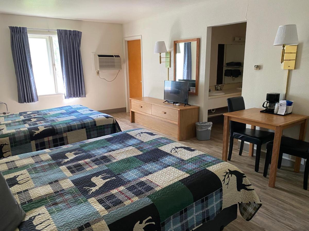 Deer Lodge Motel ซันแดนซ์ ภายนอก รูปภาพ