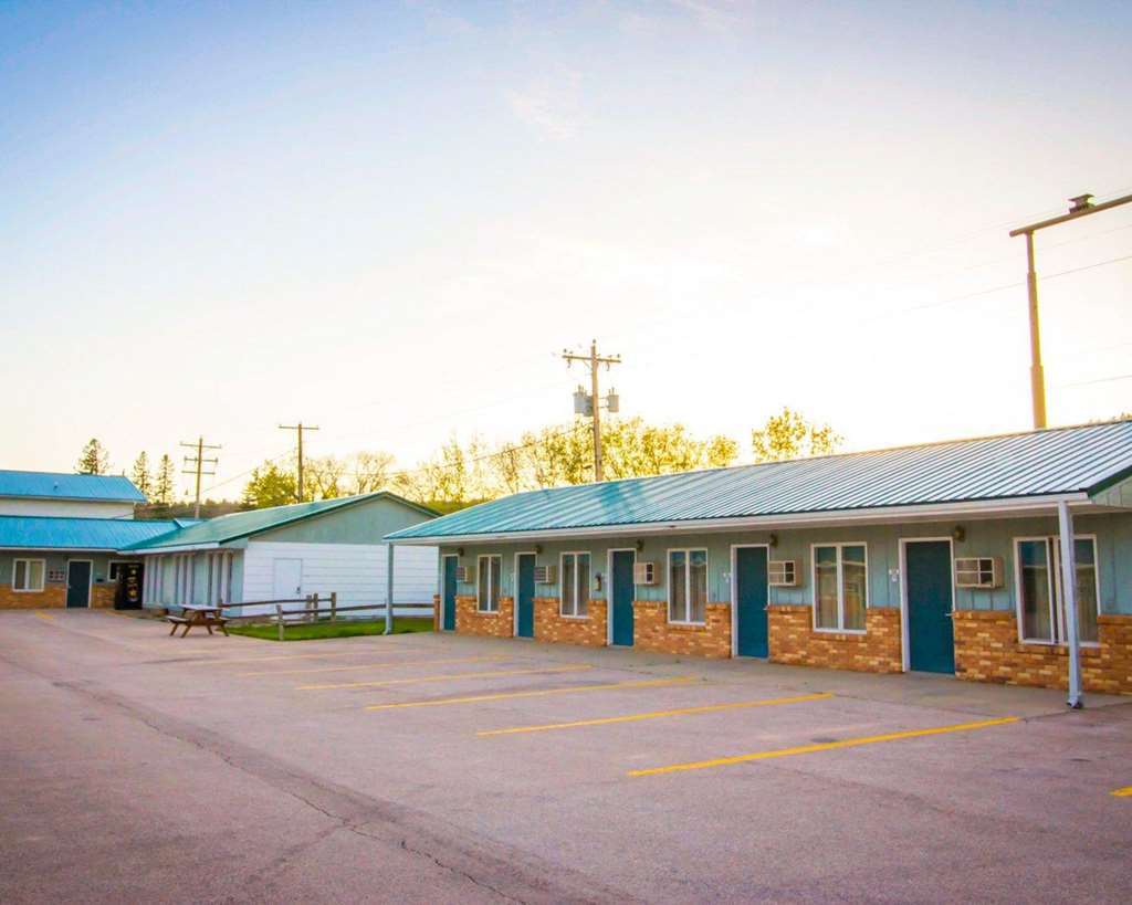 Deer Lodge Motel ซันแดนซ์ ภายนอก รูปภาพ